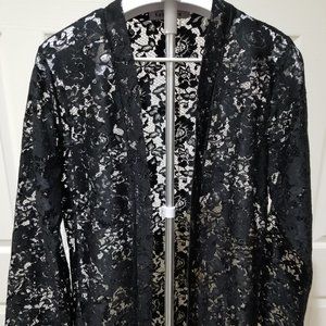 Kabayare Lace Coverup - size L